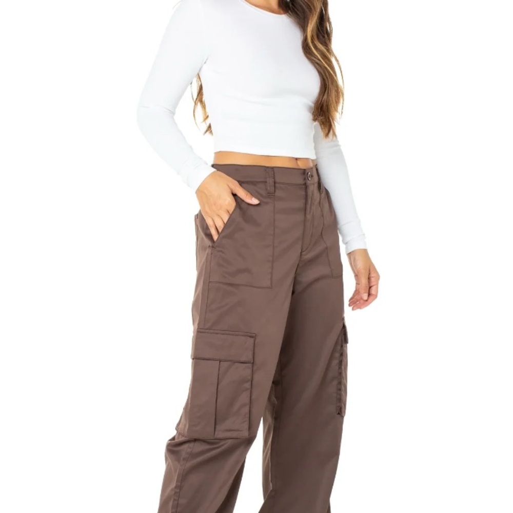 Celebrity Pink Brown Satin Cargo Pants size medium BRAND NEW CHOCILAOFD